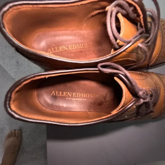 Allen Edmonds, Strand Cap-toe Oxford Dress Shoe, 8.5 D